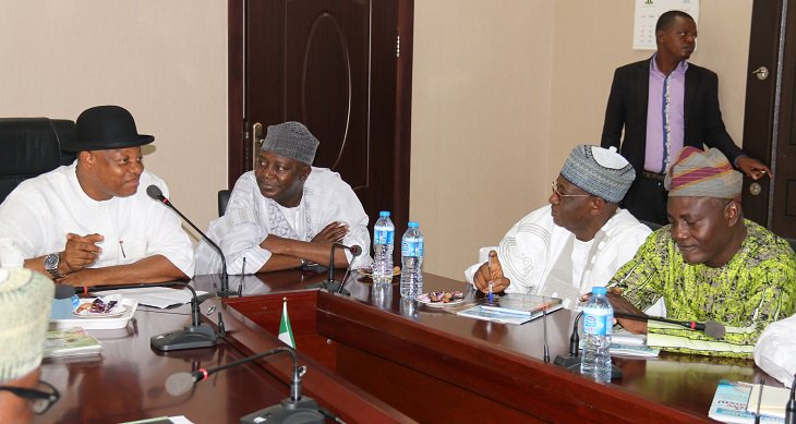 FG partners with Niger Delta in agriculture to ease youths’ restiveness - fmic.gov.ng/fg-partners-ni…