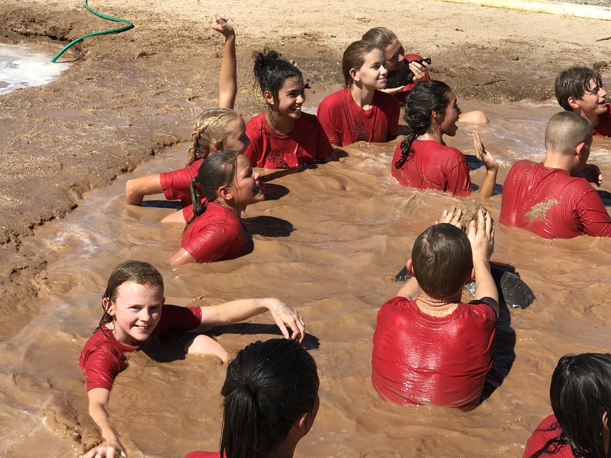 jackschull's tweet photo. someone got have fun doing the ‘mud run’ for school today! #warriorrun2017 https://t.co/t9ld2ORdpL