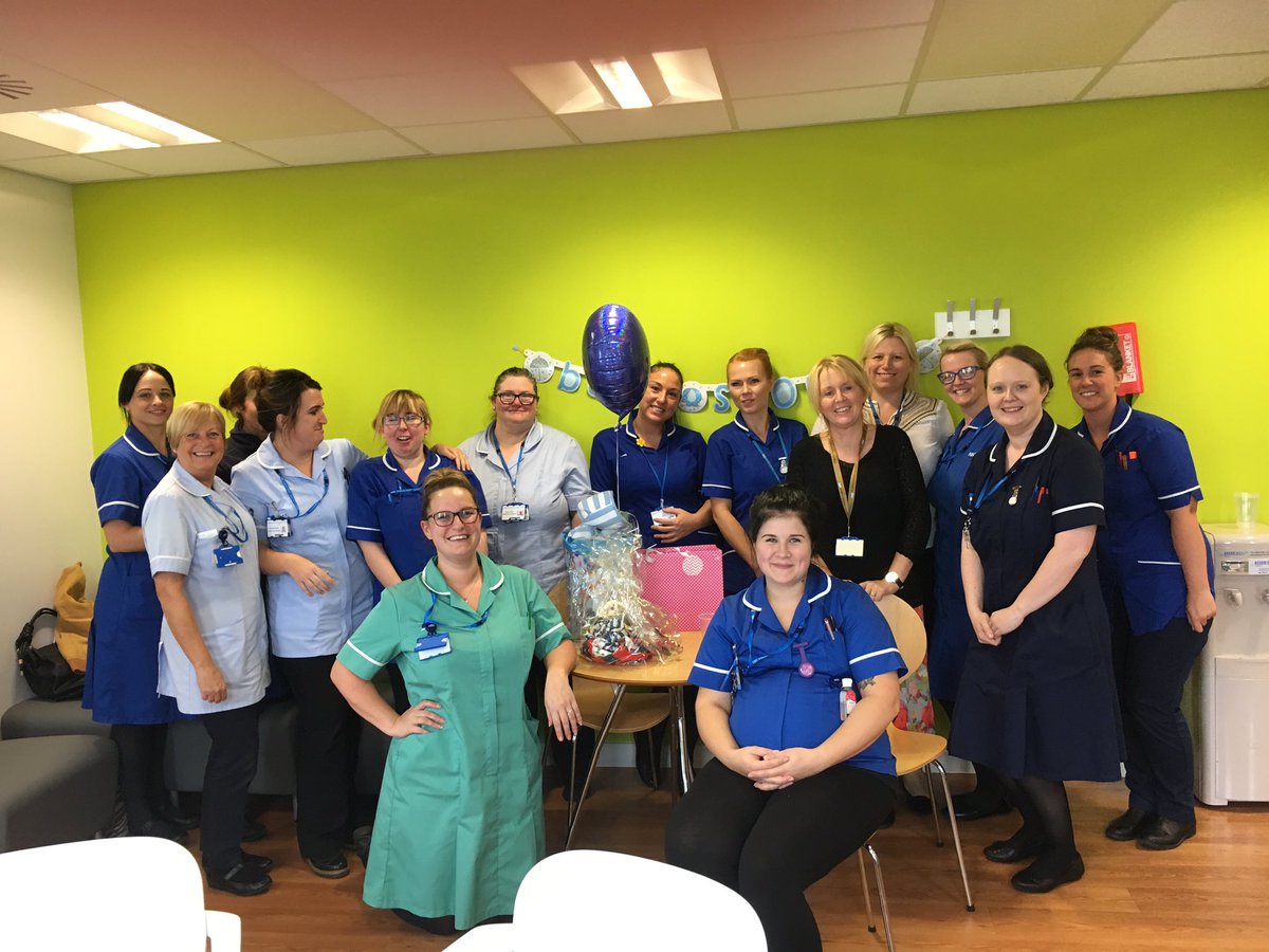 saramarieblack1's tweet image. Welcoming our new PEF @adierichards #teamwest #babyshowergames @WeDistrictNurse @Bridgewater_NHS