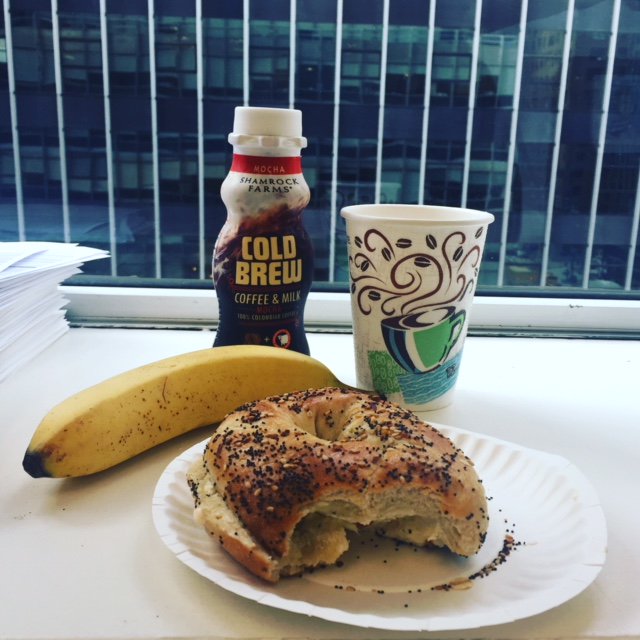 KidCongeniality's tweet photo. How I successfully fueled my Friday and made it through the work week!
#ad #socialspotters #icedbrew #coldbrew #cuppajoe @shamrockfarms https://t.co/KvzRP2yK7C