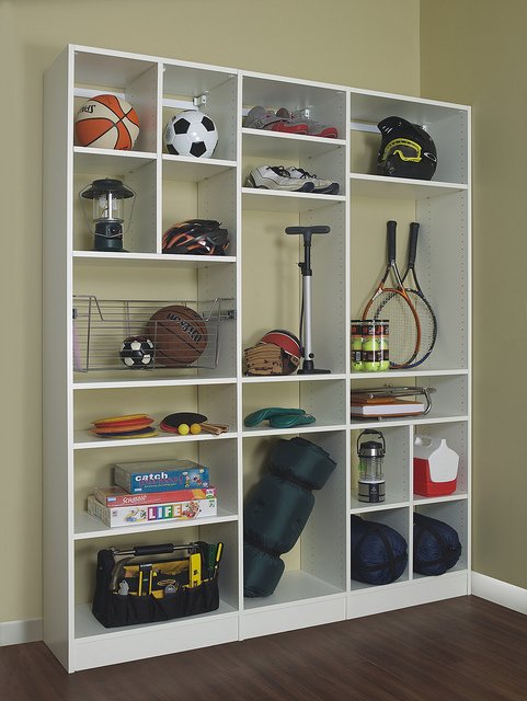 BaronWorldwide's tweet photo. It's time to put away summer's activities and clothes. Some good tips for a productive weekend. https://t.co/GjgbwRp1Uh #organizing #fall https://t.co/2TqPC7GZog