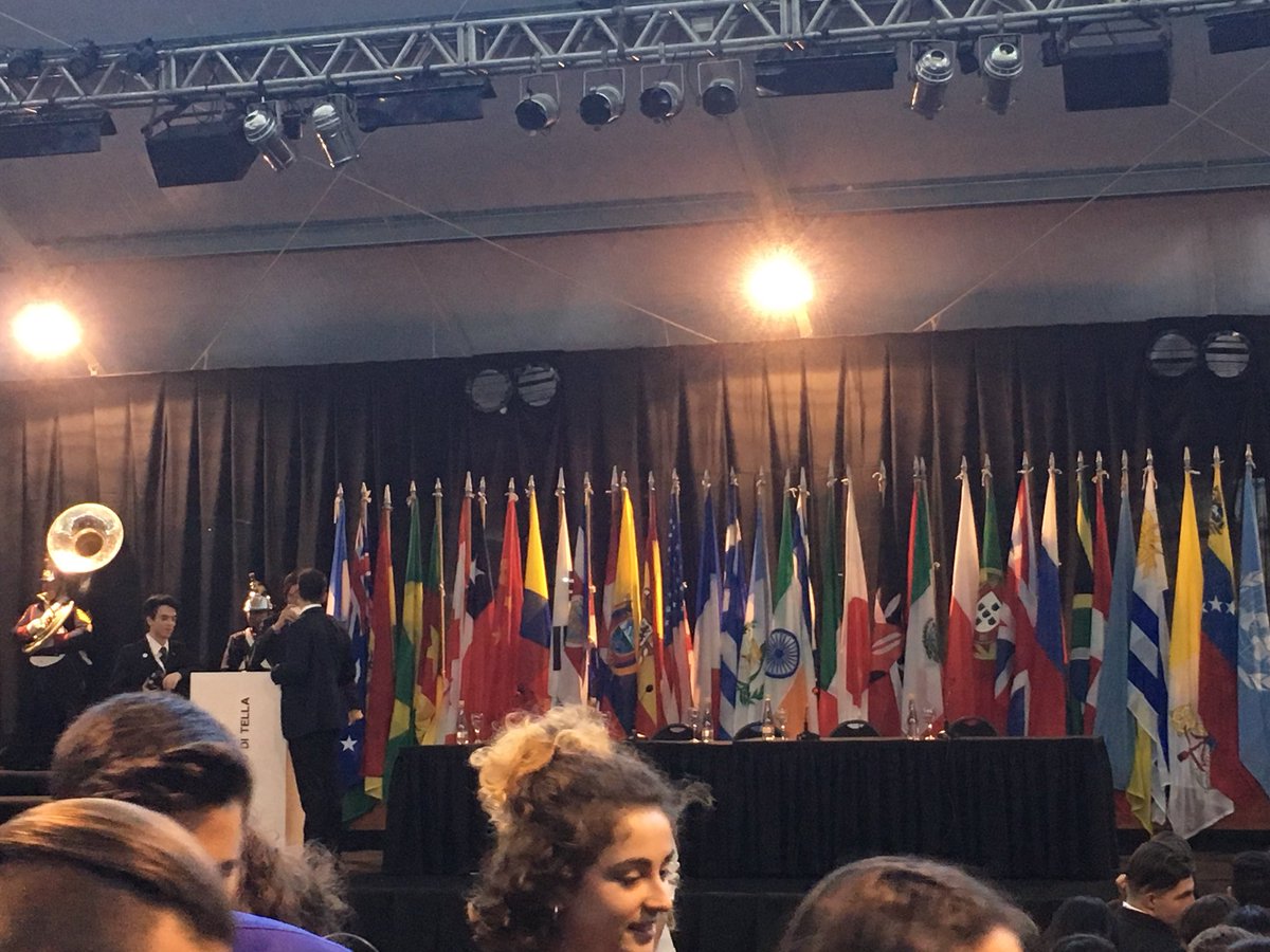 defina_gabriela's tweet photo. #UMCABA https://t.co/bMwnxKFT4j