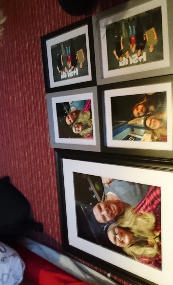 bushfandom's tweet photo. So I came home from school to see that there was a parcel on the table for me, and I opened it and saw these, my dad got them framed for me and surprised me with them, I was literally so happy I could've cried. Thanks Dad! I can't wait to put these up ❤❤
#BUSHARMY https://t.co/qzpcYyHY28