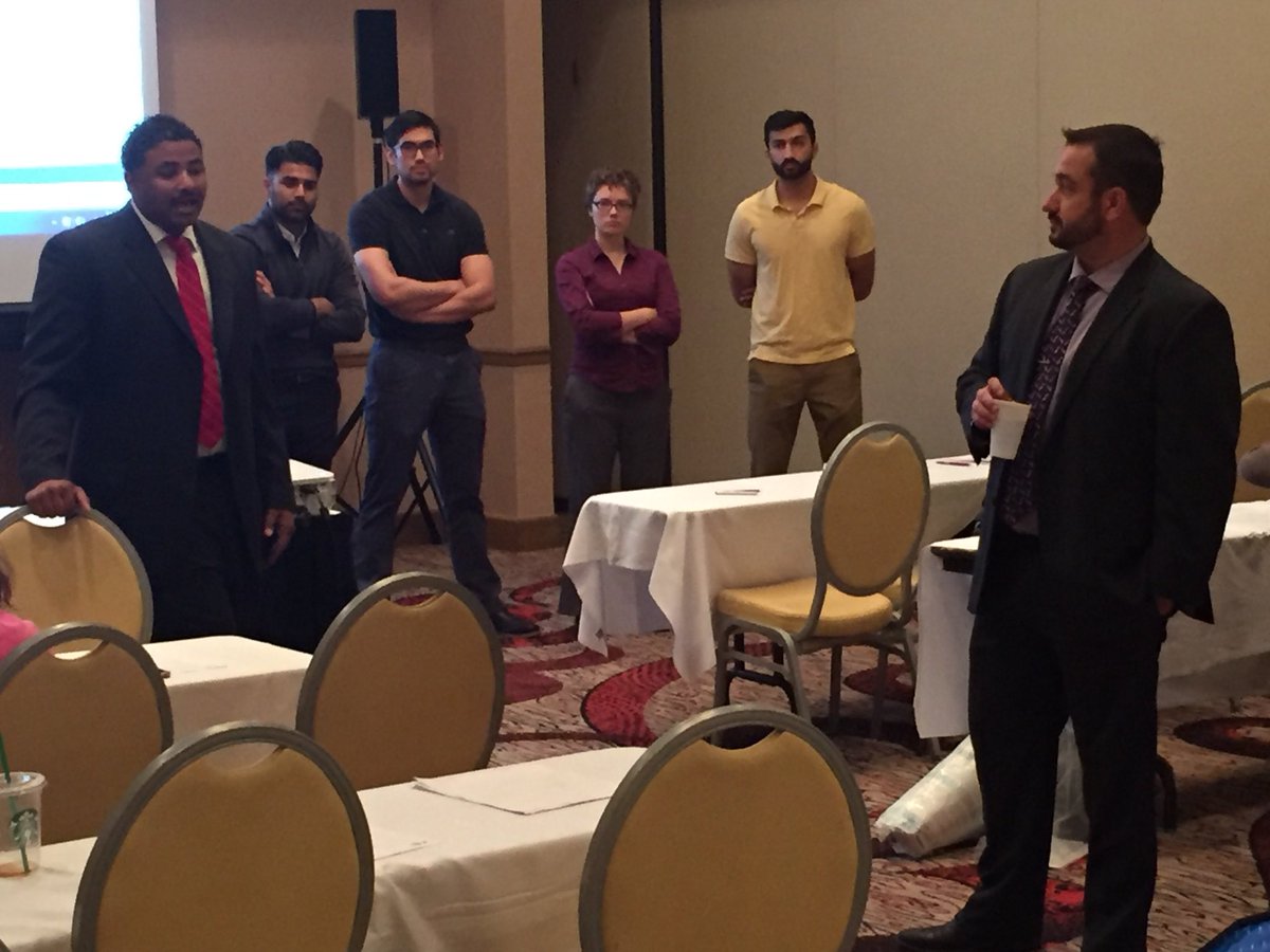 VDRK74's tweet photo. Thanks WillCampbellDO+JoeLachDO  teaching pain management @FMMidwest #FMM2017 @advocatehealth @broadwaydo  @l_oshman @TyrannyoftheP https://t.co/ETCmvr1bFY