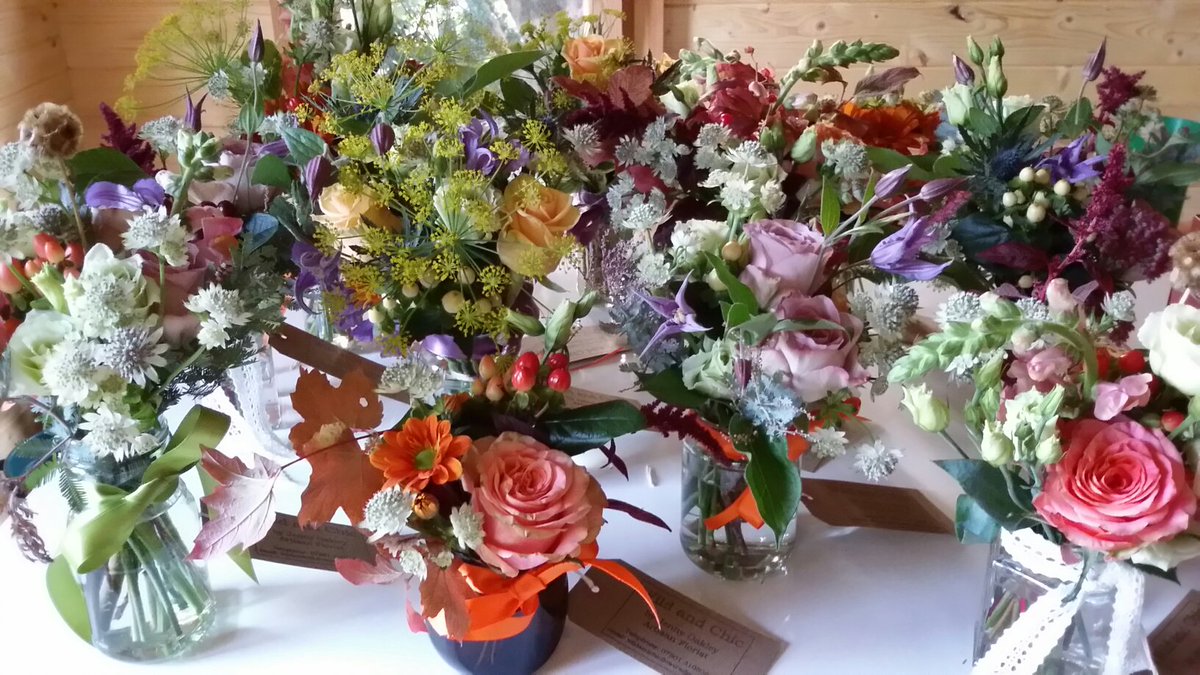 wildnchicflower's tweet photo. Off to @VintageandVeryNice in Chichester tomorrow with jam jar posies galore!  Come and see us for fab autumn colour, Assembly Rooms 10-4pm. https://t.co/vK0juTvrWG