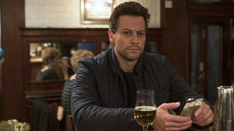 #Liar star <a href="/IoanGruffudd/">Ioan Gruffudd</a> talks about why the series led him back to the UK, his fav. scenes w/ <a href="/JoFroggatt/">jofroggatt</a> &amp; more! 👉 bit.ly/2fNEugp