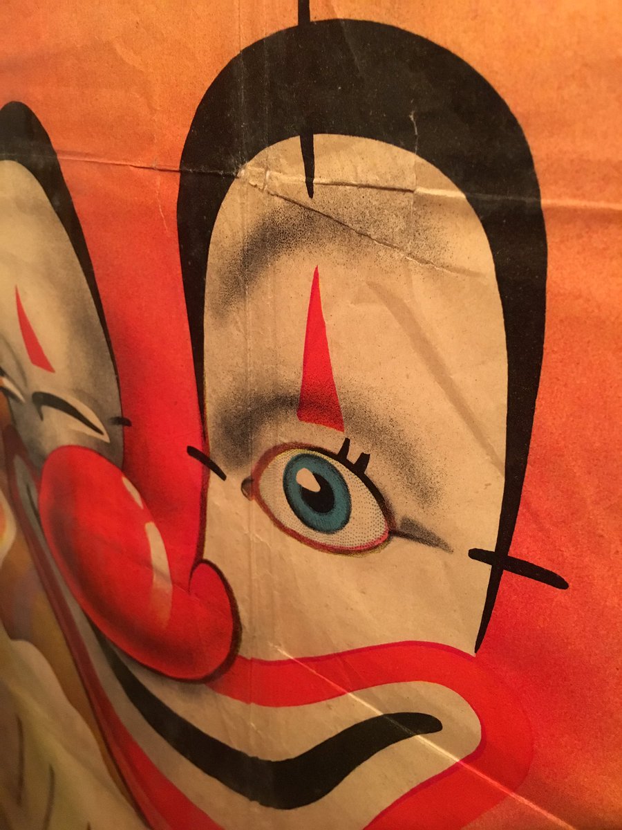 TinctureOfMuse's tweet image. Do come into the crypt and see my Clown collection.... #honest #itstotallysafe  @ITMovieOfficial @StephenKing #Dalston 🤡 🎈 🎈😱