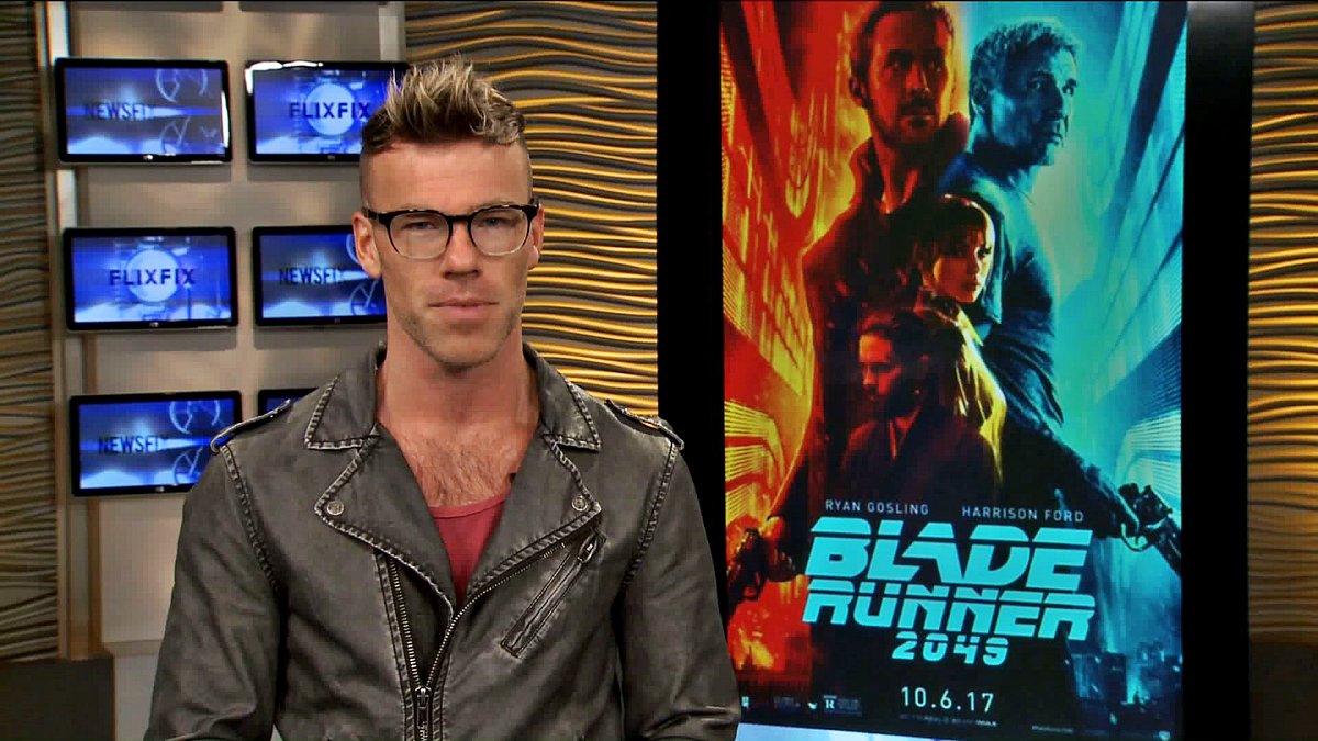 CriticalDChase's tweet photo. #BladeRunner2049 + screening controversy &amp; #TheMountainBetweenUs @walkingoutmovie on #FlixFix @CW39Houston https://t.co/yfkBLEuq8b https://t.co/FwL6boqlBP