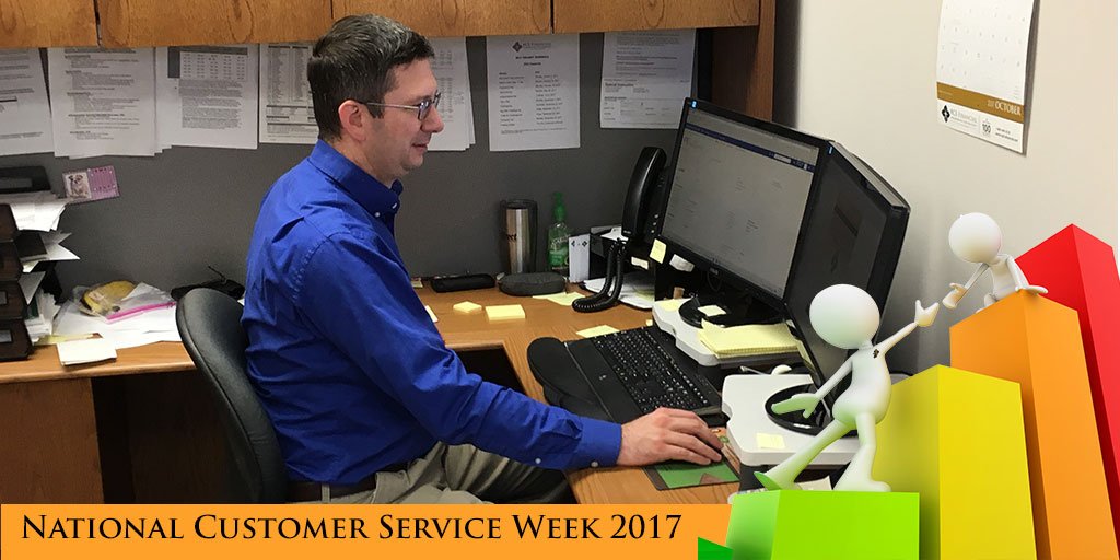 FCSFinancial's tweet photo. Brian does a great job keeping track of where St. Joseph customers are in the loan process to keep things moving. #NCSW2017 https://t.co/urMRoq0zNF