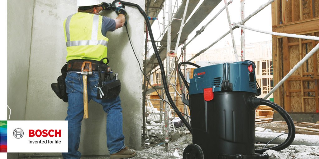 BoschToolsNA's tweet photo. Looking to #MakeDustHistory? Get the VAC140AH to move toward #SilicaDust rule compliance w/Auto Clean & HEPA filter: https://t.co/04ueCnLFY2 https://t.co/C4bYzq603D