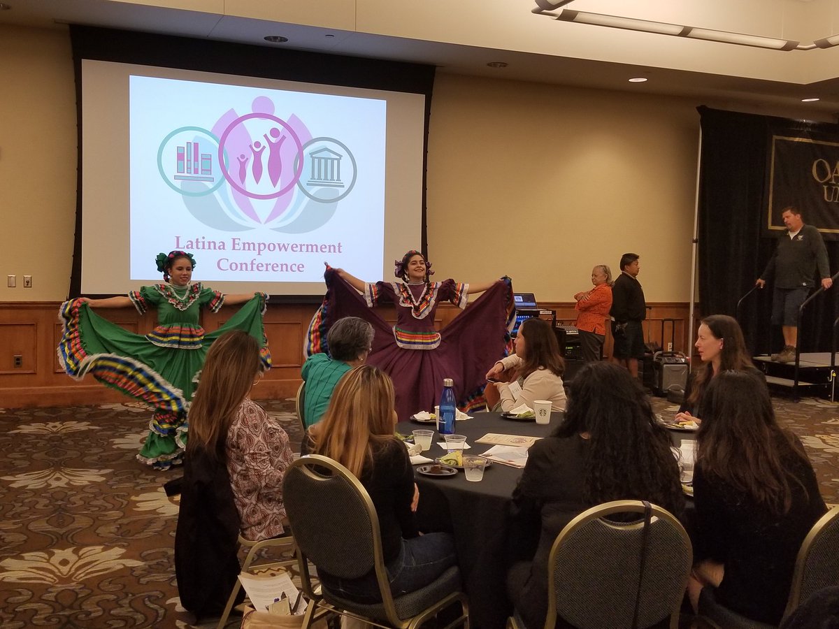consulmexDET's tweet photo. @consulmexDET at the 3rd Annual Latina Empowerment Conference #AsktheLatina en Oakland University #VAIM #IME #DepartmentofProtection. https://t.co/QZR60lVhya