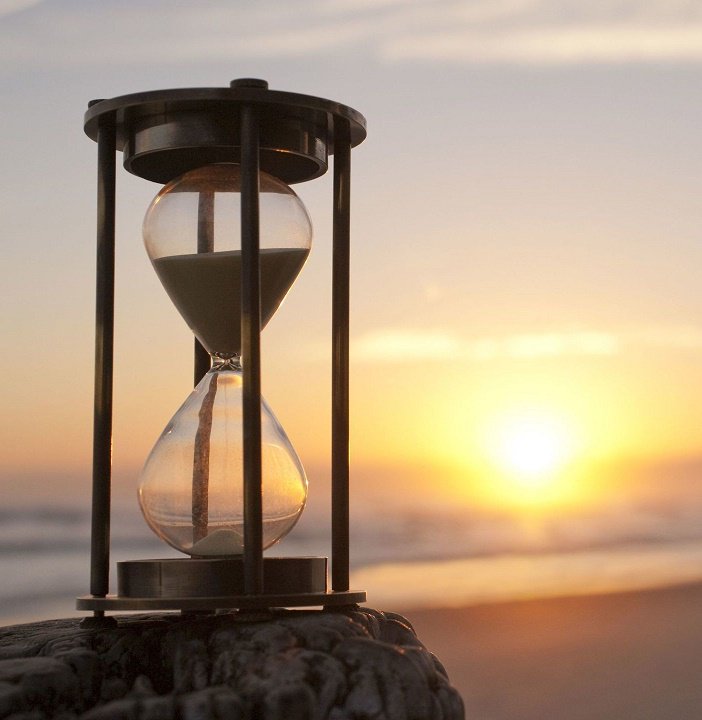 Anne_Bensler's tweet photo. I updated Timeless earlier: chapter 51 is "Spending the night". https://t.co/x2lmxDxiue #BenslerIn2035 #fanfiction #futurefic https://t.co/bgf8zkJ54m