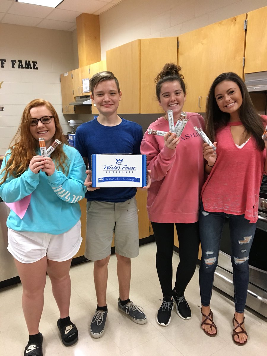 lambert_fccla's tweet photo. Today we kicked off our Worlds Finest Chocolate sales! We will be selling them until 10/26! https://t.co/2POQ4DrGIc