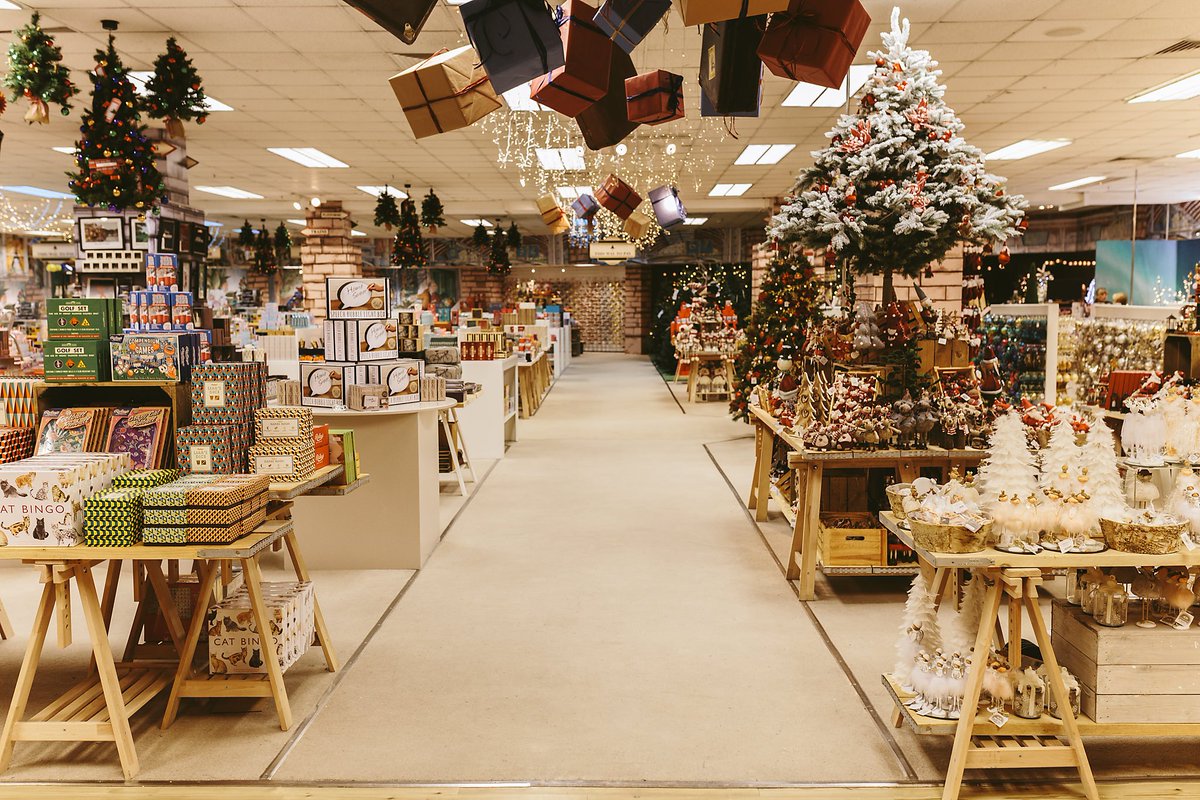 FenwickStores's tweet photo. Xmas has arrived at Fenwick! Find decs, trees, cards, lights, the most extensive range of gifts around &amp; our pop-up Xmas cafe on 2nd Floor. https://t.co/nXWCoK60By