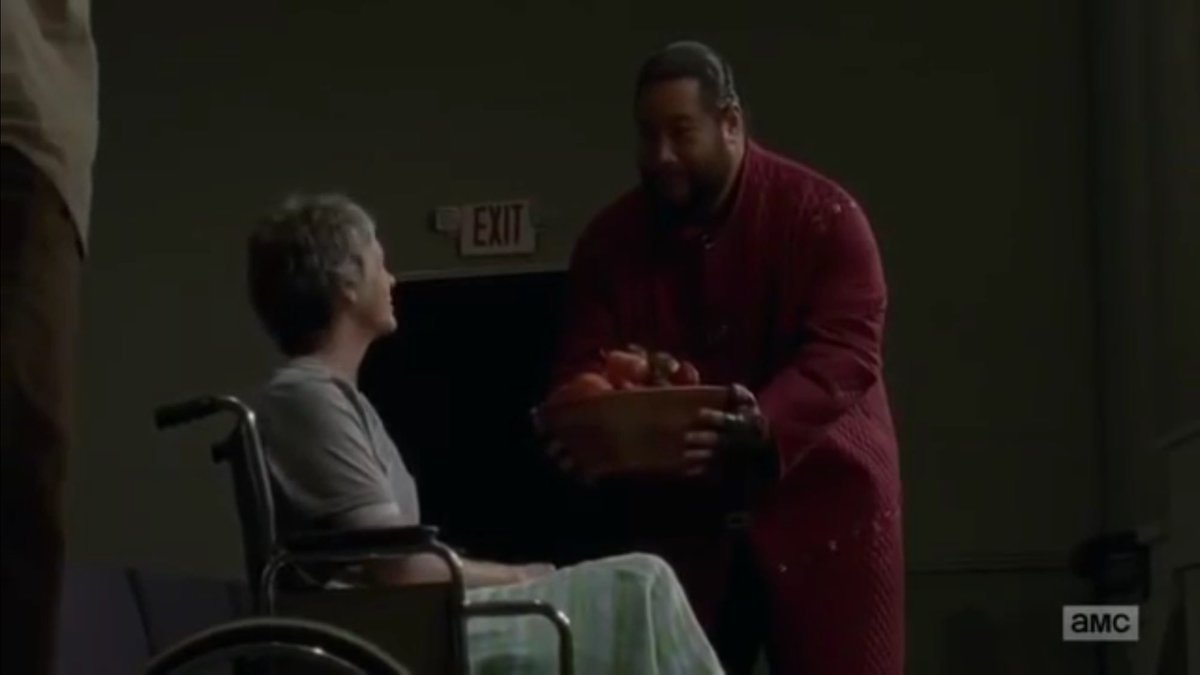 AlexQuiles1984's tweet photo. @smugorange on #TWD #S7E2 #TheWell what was all the fruits you had on the basket beside #Pomegranate #Apples #Nectarines and #Pears. https://t.co/S8Wuf9kwE4