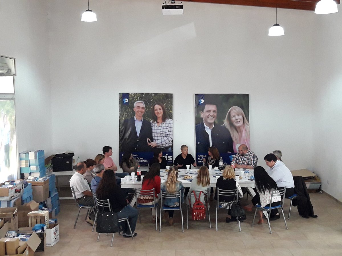 Escuchamos a los docentes junto a <a href="/geducativa_arg/">Gustavo Iaies</a> <a href="/LHPedroza30/">Lourdes Pedroza</a> <a href="/alejbraga/">Alejandro Braga</a>