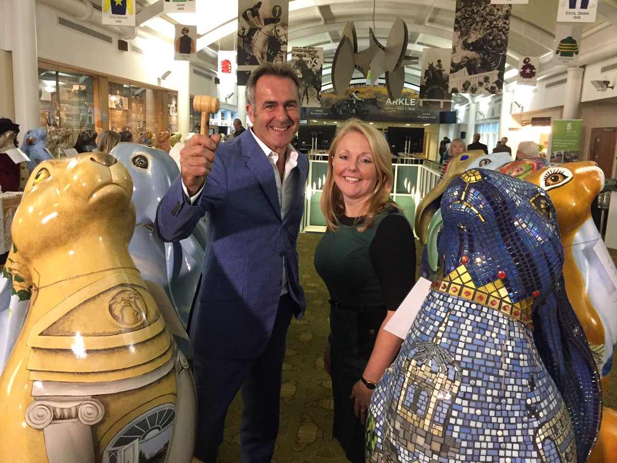 The BBC's Flog It! Presenter, Paul Martin will be live on <a href="/bbcpointswest/">BBC Points West</a>. Find out why @ 6.30pm