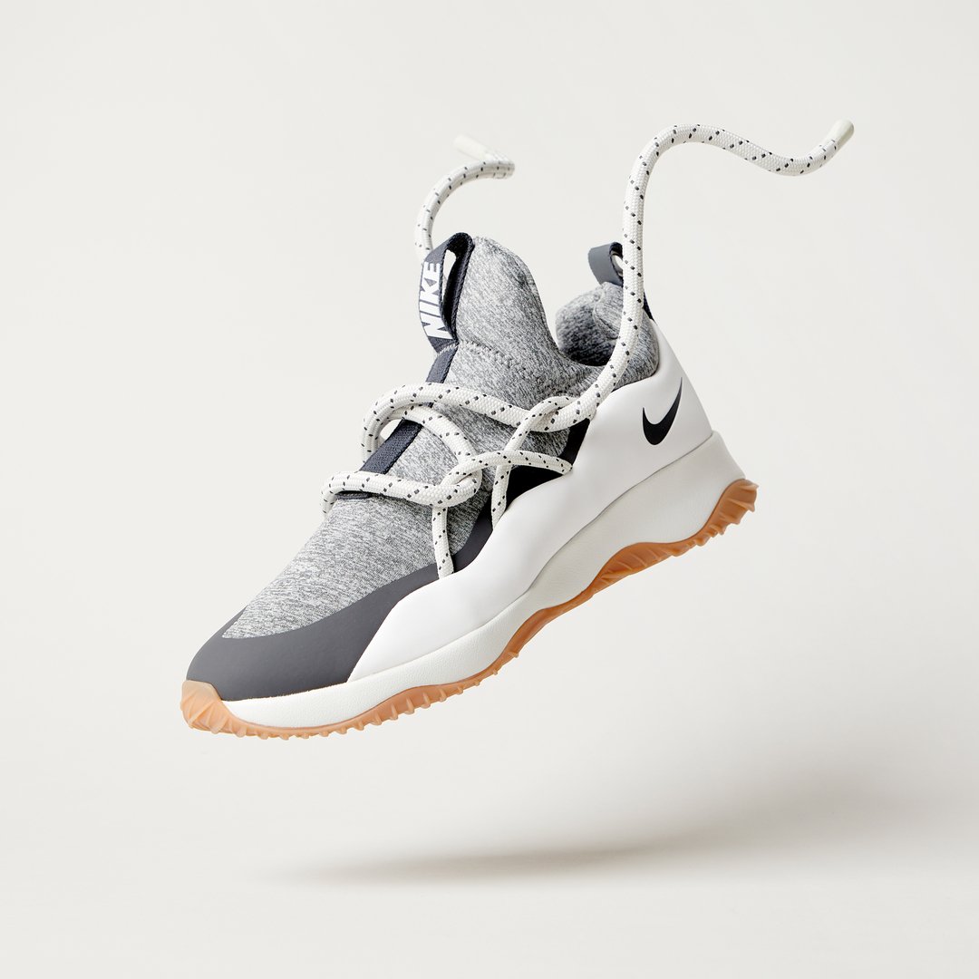 END. on X Online now Nike City Loop W 95 Style Code AA1097 100. https t Dayh6Om2jP nike https t yHg0Y1RmVJ X