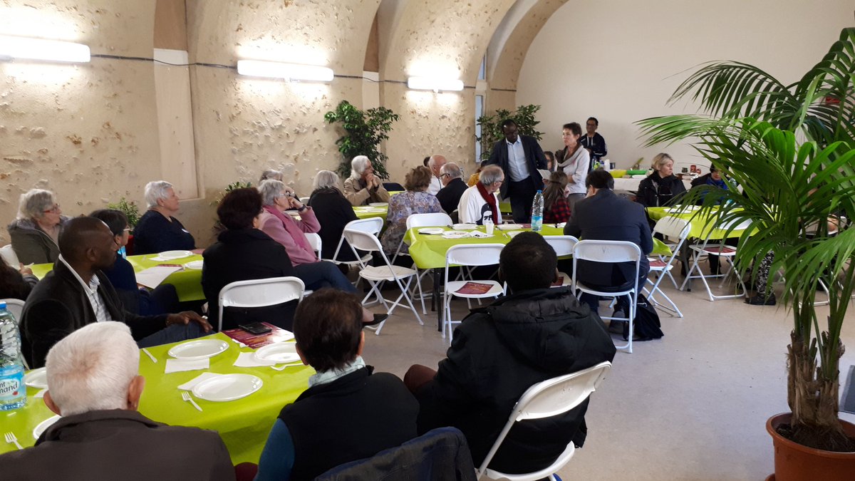 FabienCARO1's tweet photo. Remerciements à toutes celles et ceux qui ont aidé à la réussite du stand de Grigny à la de @FetedelHumanite #PCF91 https://t.co/aNlOPqflWr