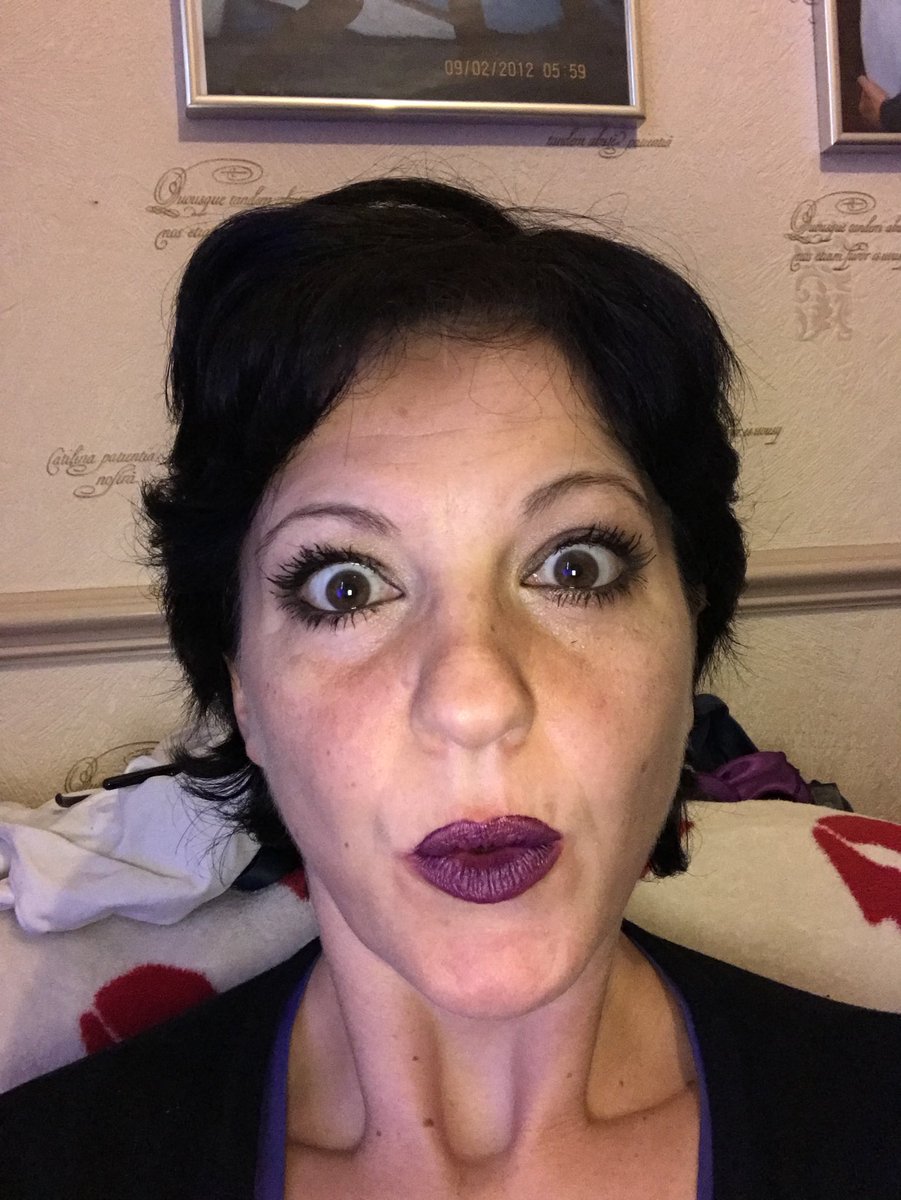 annemariesagar7's tweet photo. Wow! Amazing volume and length on my eyelashes! Want some? @Younique_Corp #3Dfibrelashes #younique https://t.co/1cAjo6SFrF https://t.co/X7mukX5E96