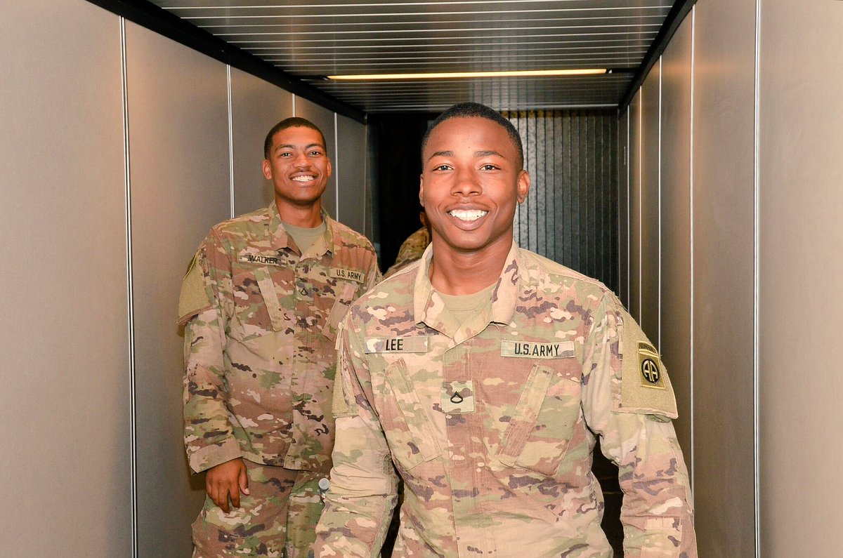 DapperDanDaMan's tweet image. I wouldn’t have been smiling this hard if I wouldn’t known what I know now about deployment