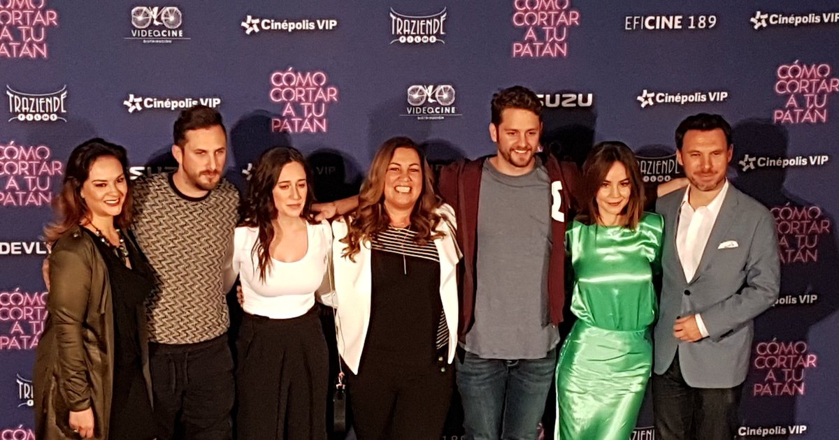 El elenco de #ComoCortarATuPatán <a href="/soymtrevino/">Mariana Treviño</a> <a href="/camilasodi_/">Camila Sodi</a> <a href="/christopheruck/">Christopher Uckermann</a> presentando la cinta a medios 🎬💖