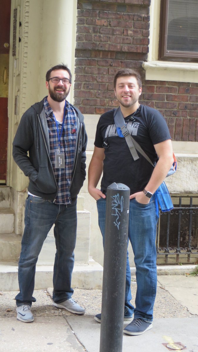 TheBigfootFilm's tweet image. .@DanScully and @filmadelphia at #PUFF2 😜 Best PUFF yet! #horrorfilm #horror #SpreadtheHorror #horrormoviereviews #horrornews #horrorfan 😬🦍