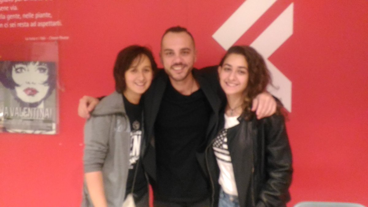 Aly1712's tweet photo. Grazie davvero❤🔝😘 #TLCDM @raigeofficial https://t.co/xXMc0Nr4gr