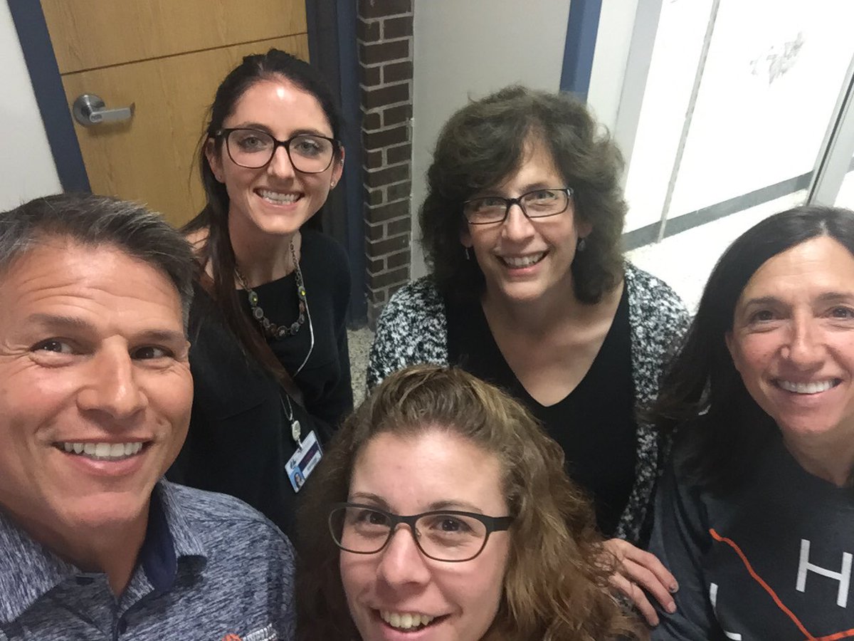 Selfie time! #goosechase #lpoolHS