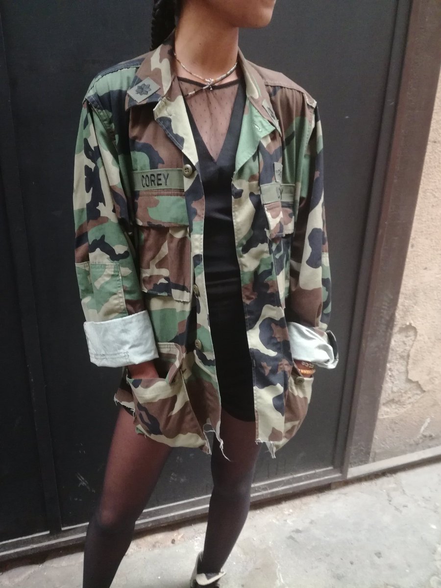 artisticmatty's tweet photo. RT APPRÉCIÉS
j'ai besoin d'argent pour payer ma prépa donc je vends des vestes customisées par moi même!!
30€ + frais de port https://t.co/jISPkBvEyM