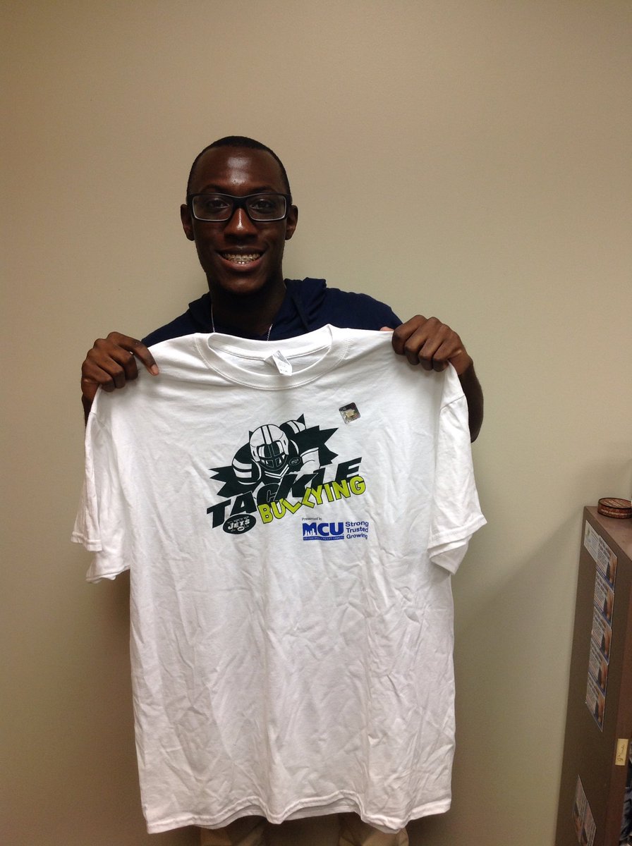 THS Upstander Devin Walker #teaneckhigh #jetstacklebullying <a href="/nyjets/">New York Jets</a> <a href="/STOMPOutBullyng/">The Official STOMP Out Bullying</a> <a href="/NYMCU_News/">NYMCU</a> <a href="/TeaneckHigh/">Teaneck High School</a>