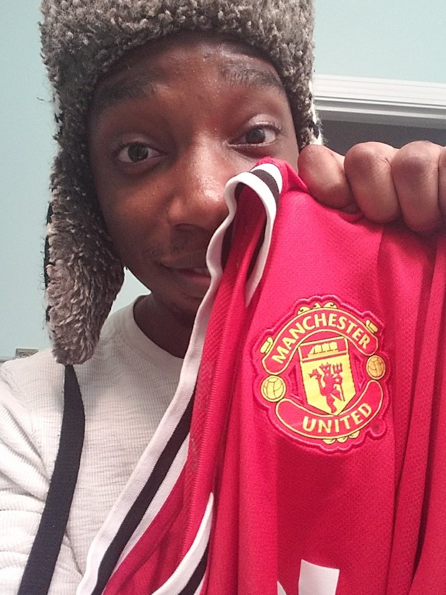 xvnnyphvntm's tweet photo. If you back any other team besides this one, then you're backing the wrong team! @ManUtd #GGMU #ManchesterUnited #RedDevilArmy https://t.co/tOSmwD5EgC