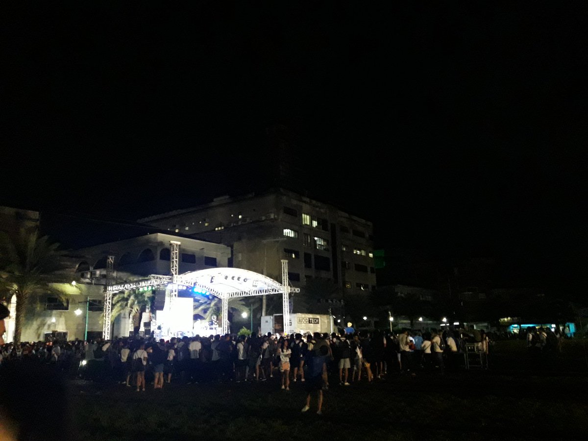 narsnowii_'s tweet photo. #UN1TE
#UWeek2017
💕💕☝✨✨ https://t.co/TaVIOAoAqZ