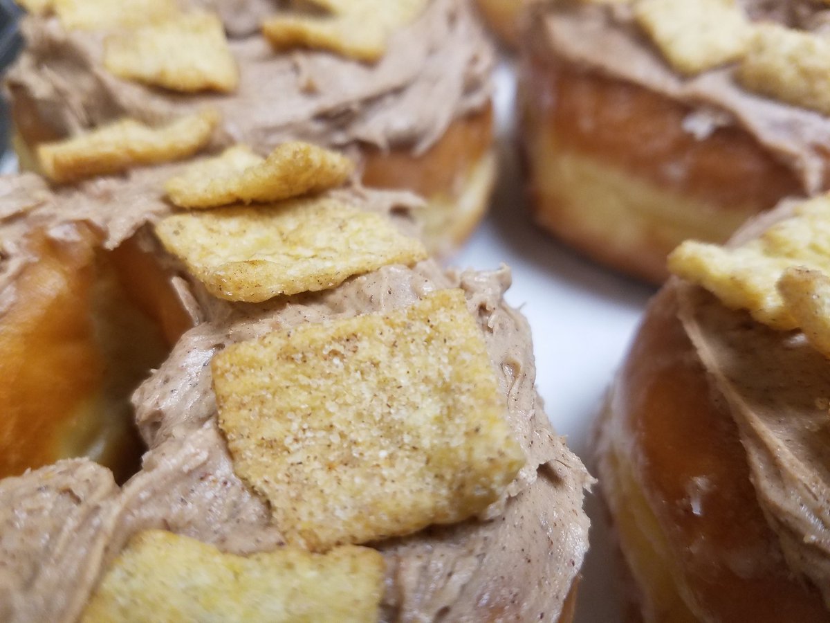 DEMETSDONUTS's tweet photo. For the kid in all of us..New! Cinnamon Toast Crunch Frosted Donuts. #HandcraftedGoodness #Demets https://t.co/kpgtkpXUx9