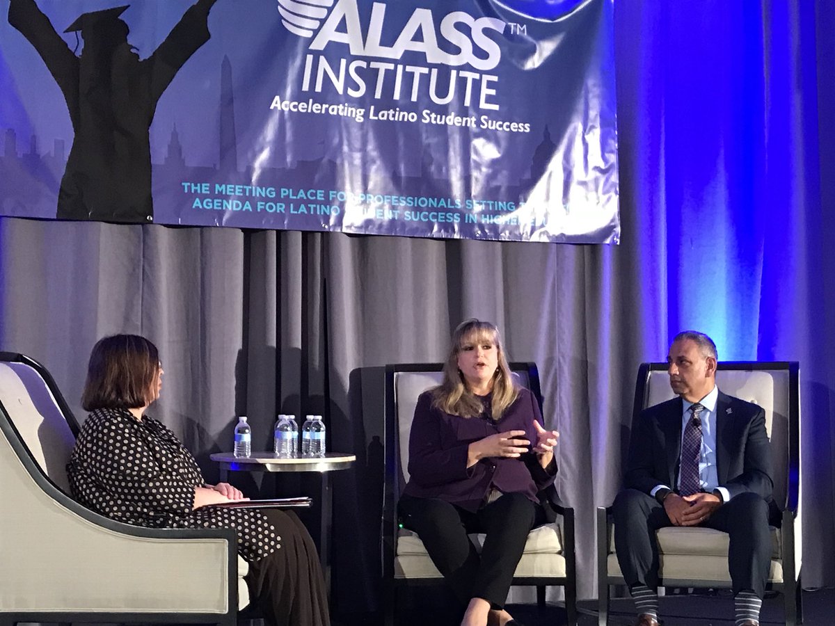 Diana_Marrero's tweet photo. Jacki Cisneros of Cisneros Foundation on helping Latinos aim higher by showing them top Latinos in diverse fields @EdExcelencia #ALASS2017 https://t.co/CIKYFh1Qqz