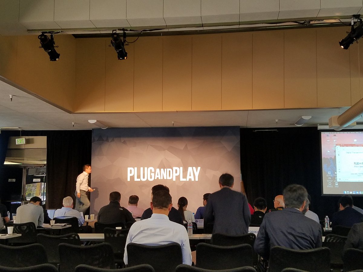 zonetap's tweet photo. Zonetap pitches to investors at "Plug&amp;Play" in the heart of Silicon Valley. Many cool companies doing amazing stuff. #plugandplay #startups https://t.co/nBaujsfGxS