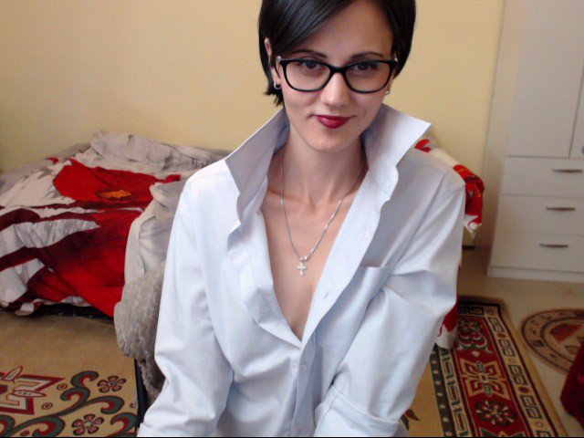 EmilyShy87's tweet photo. @chaturbateEU @chaturbate @ChaturbateBlog @JasminDotCom @LiveGirlCupidon  https://t.co/eV8ROpC7NO