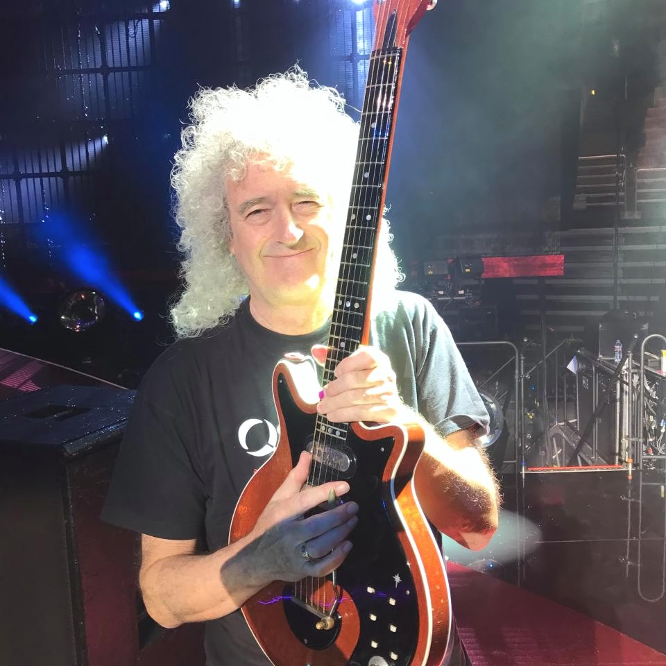 Helena_2910's tweet photo. @DrBrianMay Happy #WorldGuitarDay to the most emotional &amp; inspiring King of strings ever! Keep rocking this world, Bri! (pics: social media) https://t.co/VfZVRSZAps