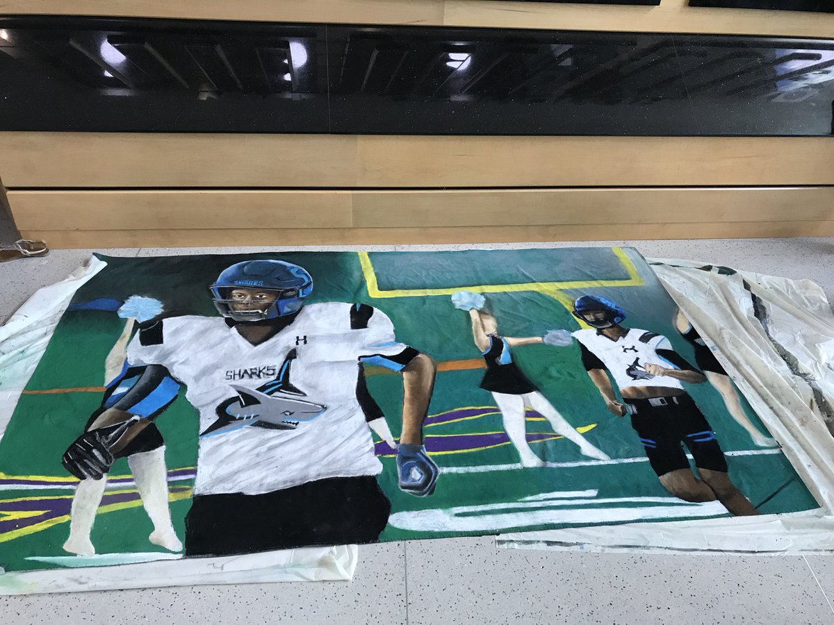 SCSharkArt's tweet photo. And....we’re finished! @ShadowCreekHS @AISDFineArts #schsspiritweek17 https://t.co/PFgenEX3Zg