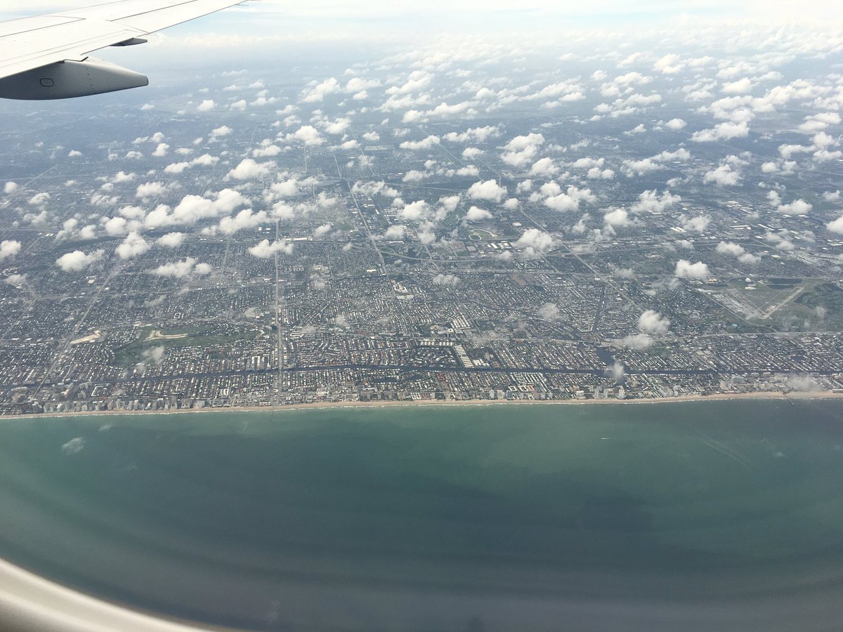 JamesBuechele's tweet photo. So this is a cool view #BackInFlorida https://t.co/p94F0G7jyb