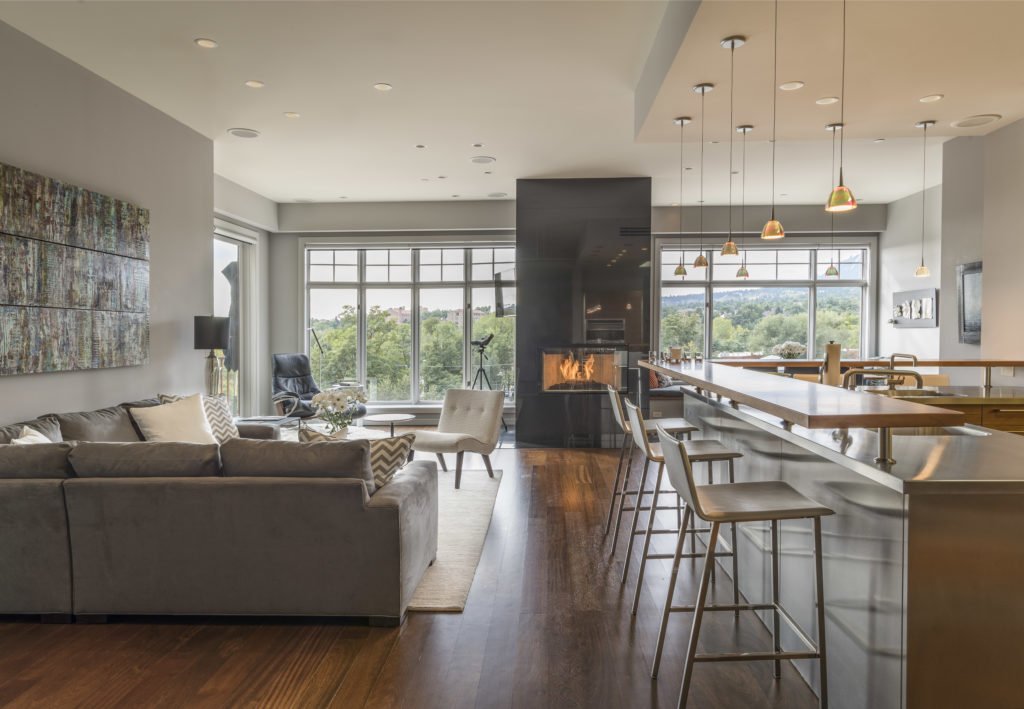 GoodacreCompany's tweet photo. Beautiful new listings in downtown #Boulder. #AmazingViews #1301Canyon408 https://t.co/1b6dQGfsgb #LuxuryLiving #BoulderColorado #Goodacre https://t.co/DhL5YOqimd