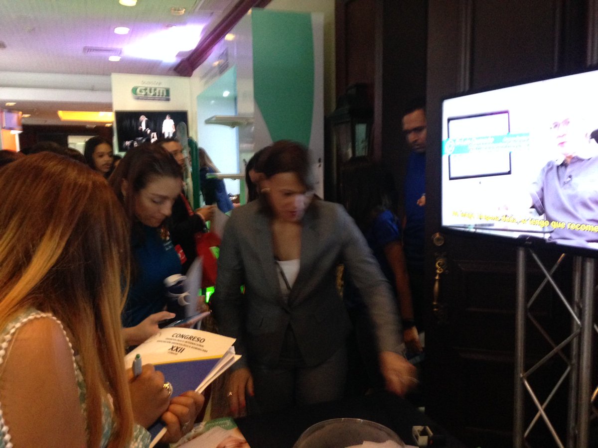 dentidesk's tweet photo. Todo un éxito el #CONAOD estamos a full atendiendo el Stand de DENTIDESK https://t.co/jQAL86l886