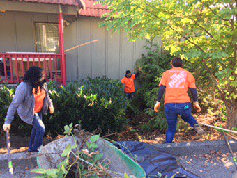LeeSumpterHD's tweet photo. #choosetoserve! Awesome job everyone! https://t.co/XyycwAyKui