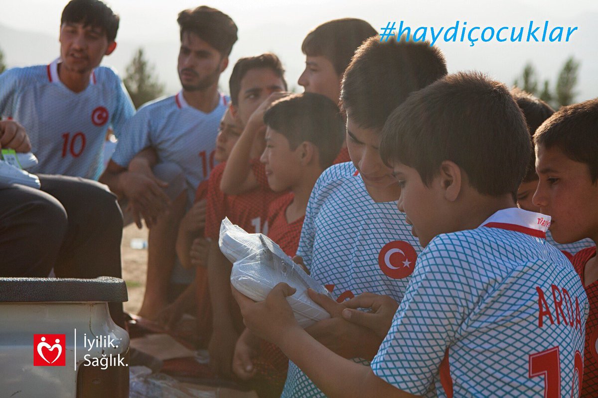 medeniyetgncyyd's tweet photo. #HaydiÇocuklar size inanan coğrafyalardaki çocuklar için, Türkiye için, iyilik için kazanın🌼 https://t.co/QGqrJDeTTJ