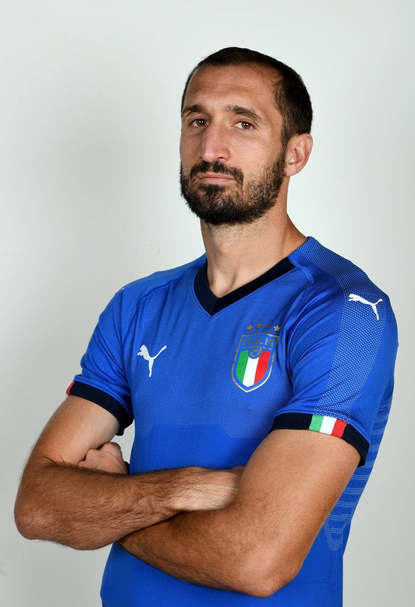 Azzurri's tweet image. ⚽️ GOOOOOOOL #CHIELLINI!!!
⏱ Al 41&apos; 🇮🇹🇲🇰 #ItaliaMacedonia 1️⃣-0️⃣

#EuropeanQualifiers #WC2018
#Nazionale #Azzurri #VivoAzzurro #ItaMac