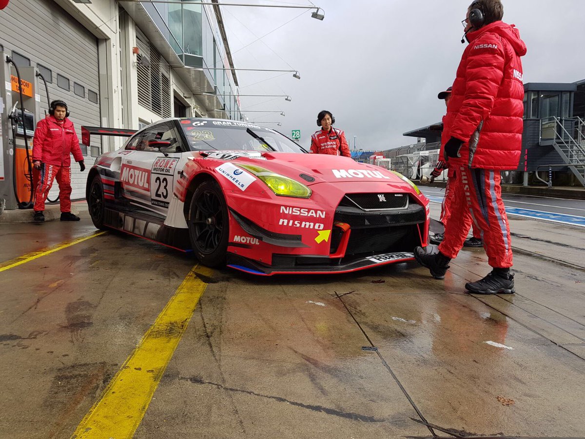 TomCoronel's tweet photo. Today👊🏼some nice runs here in Germany #Nurburgring #nordschleife the coolest track from this planet with the coolest car of the universe 😊 https://t.co/K5lr2UIHZw