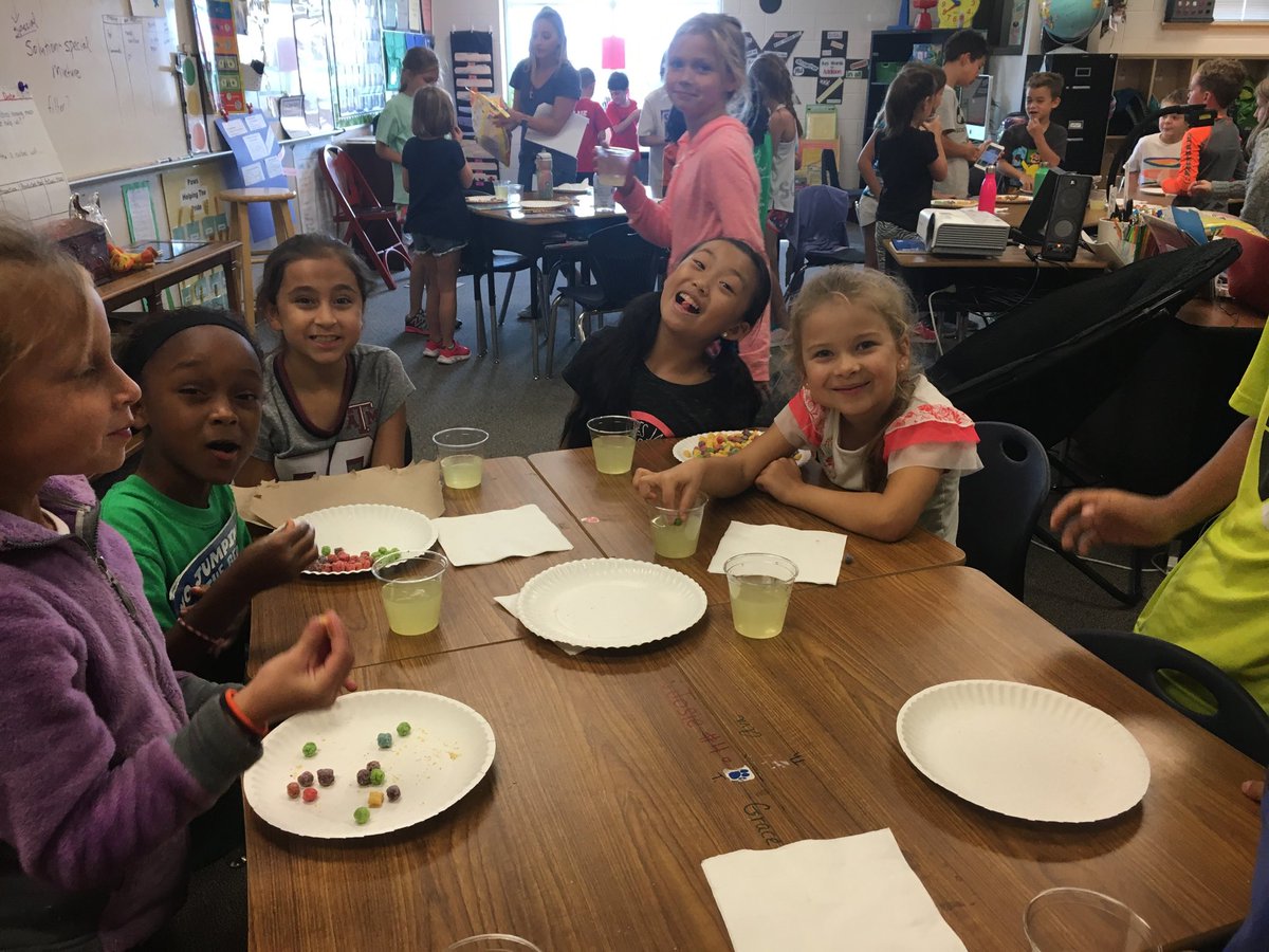 Debbie Grassel tweet media