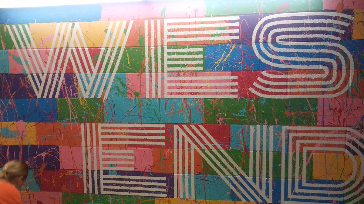 What an awesome day with <a href="/messerwearebldg/">Messer Construction Co.</a> and <a href="/7HillsNeighb/">Seven Hills Neighborhood Houses</a> #WestEndCincy #WestEnd #CommunityArt #weareMORTAR
