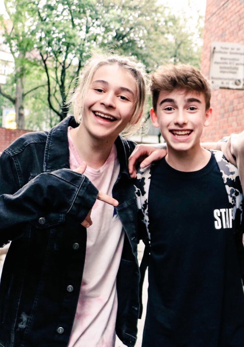 johnnyorlando's tweet photo. happy birthday bro! lots of good times over the last few months😊 see you soon🎉 @BarsAndMelody https://t.co/Gq23K0aoXx