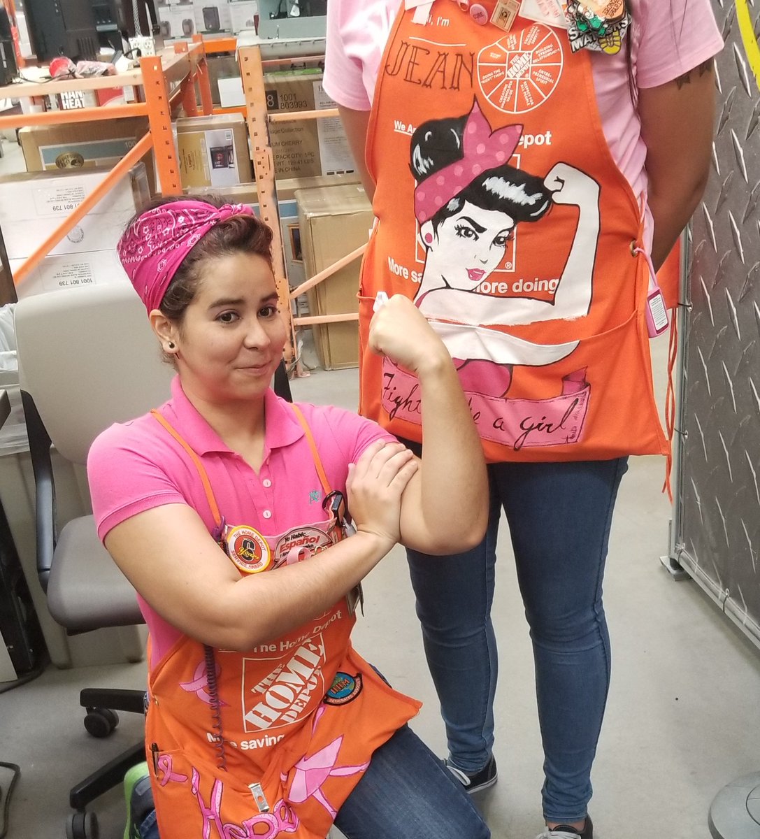 FrancesHD0523's tweet photo. Breast Cancer Awareness day #fightlikeagirl @r_zubia @cya79f @Jimi_Y @jean_torres182 https://t.co/39SLbkFMay